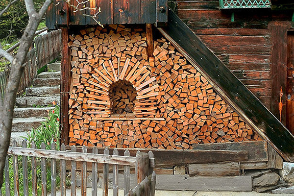 Creative-Wood-Pile
