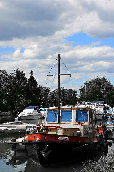 Au port de plaisance de Kembs en Alsace