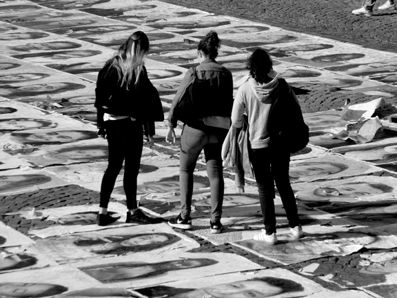 Photos éphémères à la JR Place de la Réunion à Mulhouse