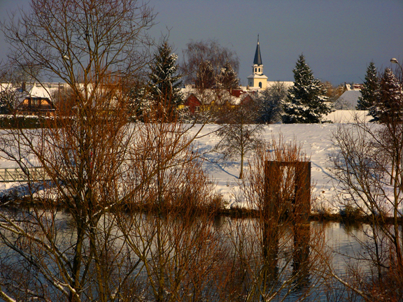 Une photo hivernale, toutefois moins impressionnante de mon village... 